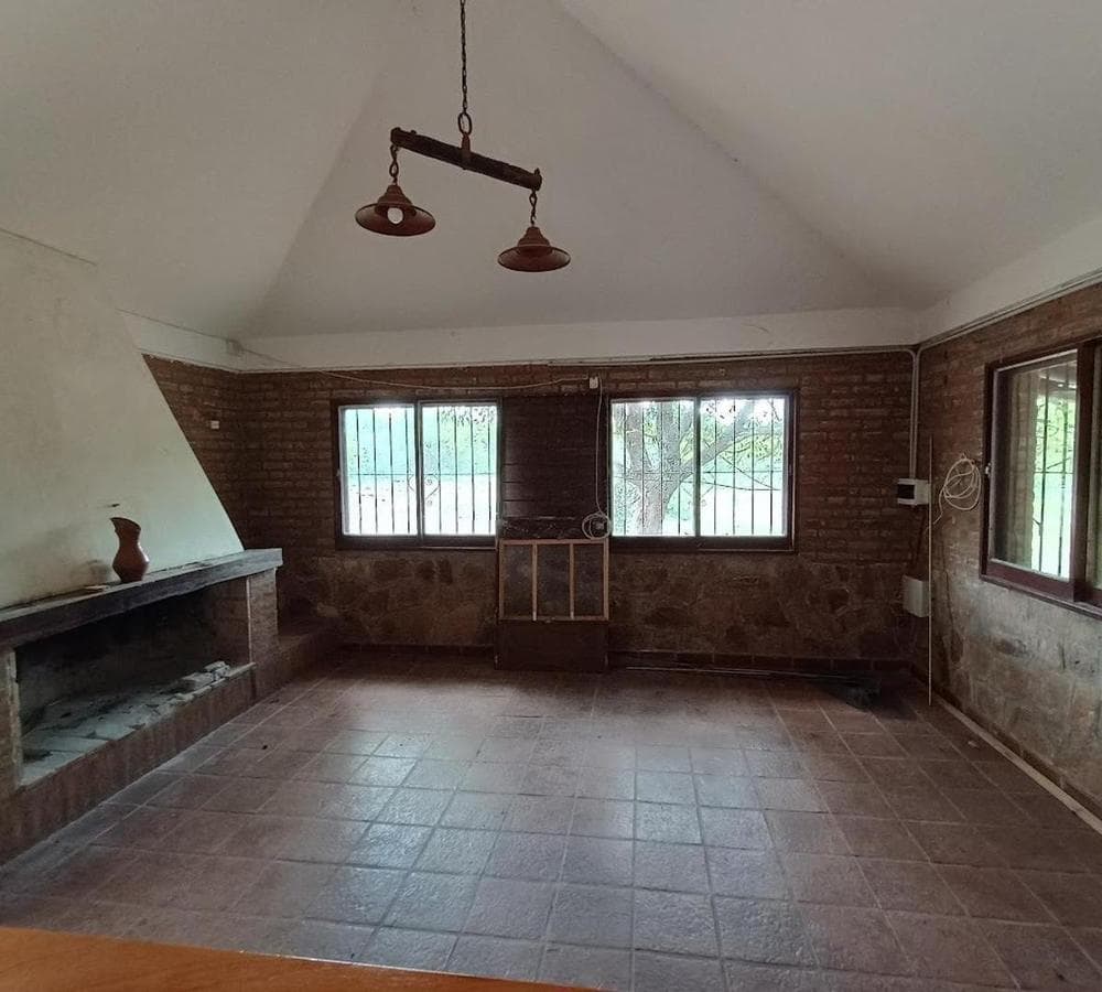 HOUSE FOR SALE on 1 ha of land with a shed - SALSIPUEDES