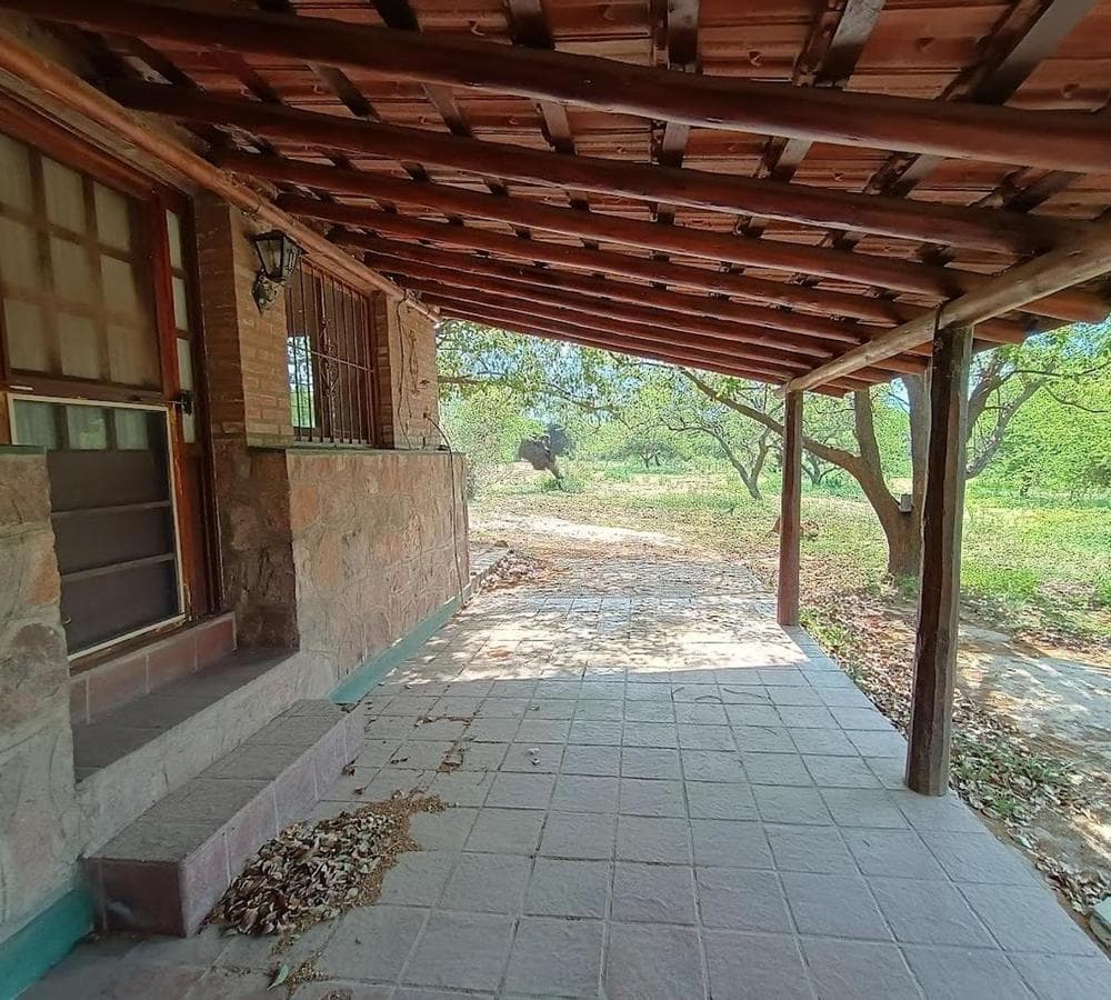 HOUSE FOR SALE on 1 ha of land with a shed - SALSIPUEDES