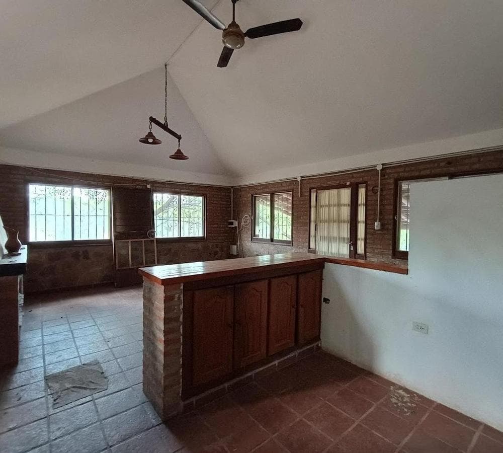 HOUSE FOR SALE on 1 ha of land with a shed - SALSIPUEDES