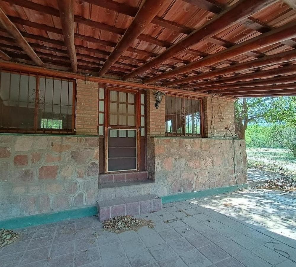 HOUSE FOR SALE on 1 ha of land with a shed - SALSIPUEDES
