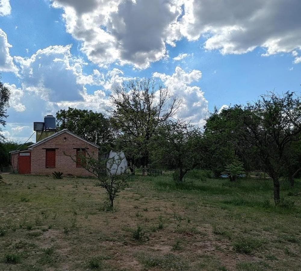 HOUSE FOR SALE on 1 ha of land with a shed - SALSIPUEDES