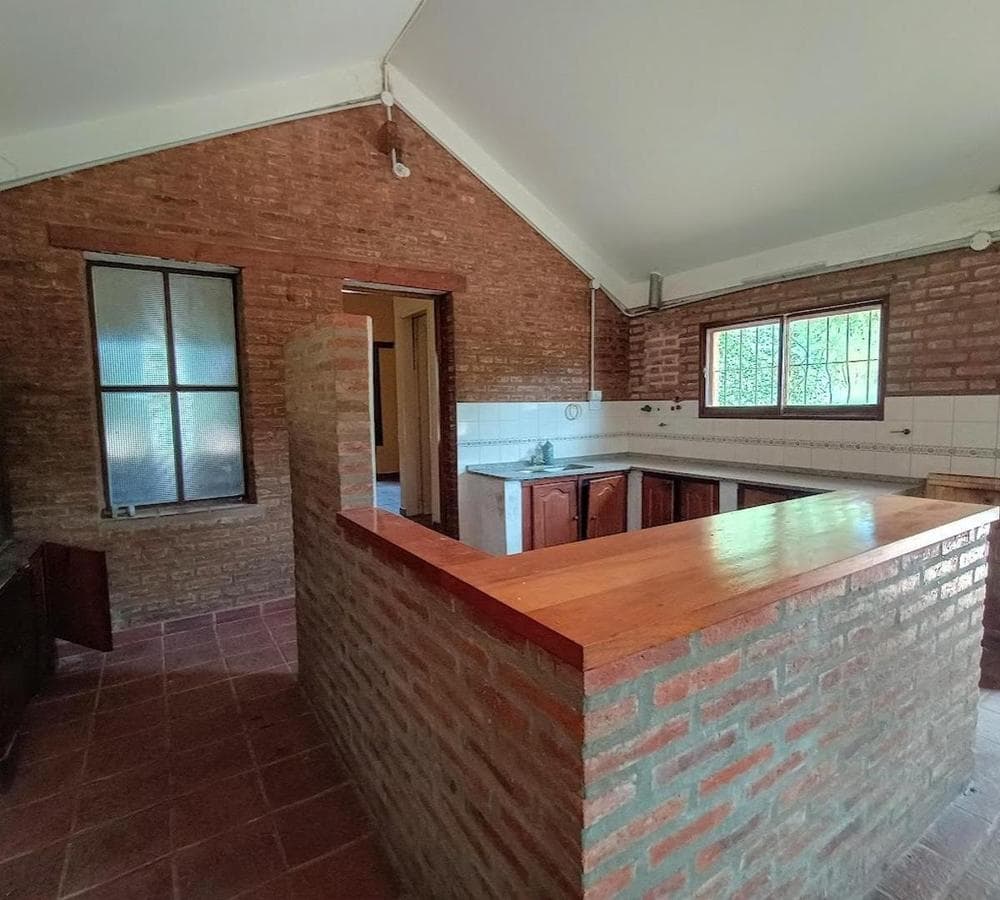 HOUSE FOR SALE on 1 ha of land with a shed - SALSIPUEDES