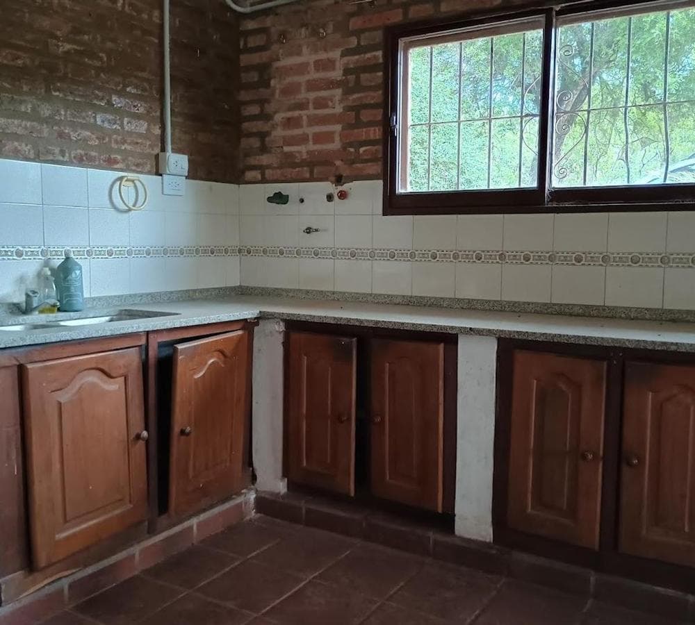 HOUSE FOR SALE on 1 ha of land with a shed - SALSIPUEDES