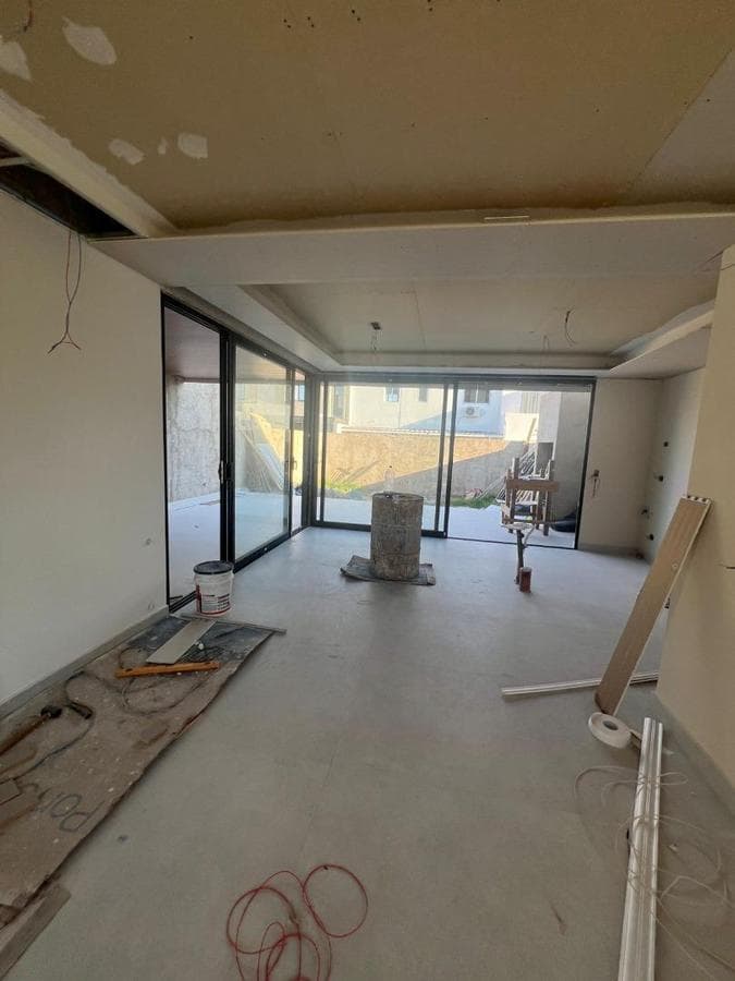 EXCLUSIVE 3-BEDROOM DUPLEX IN SAN IGNACIO VILLAGE, A GATED COMMUNITY