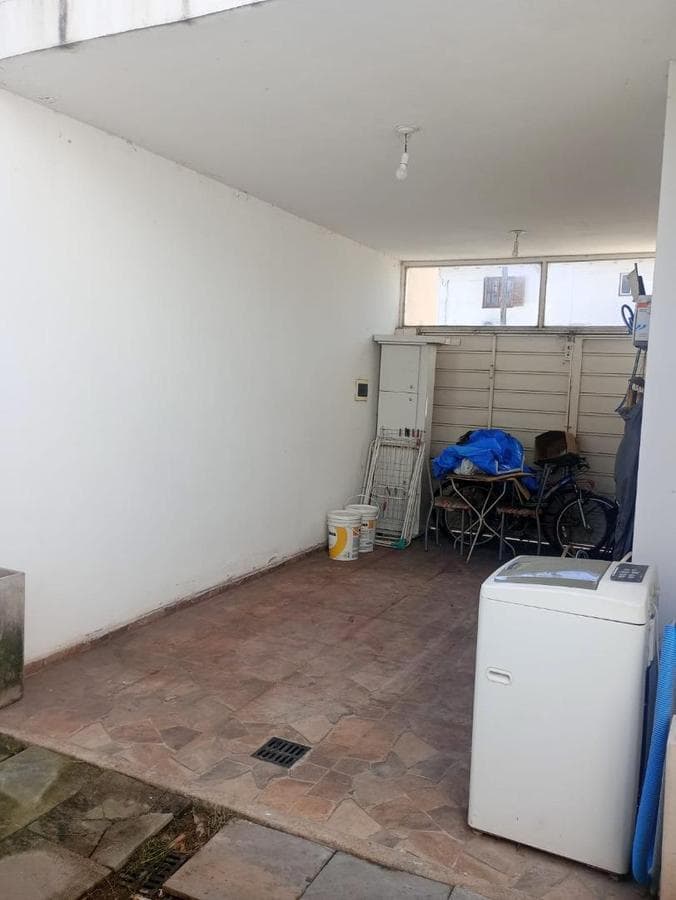 DUPLEX FOR SALE, GREAT OPPORTUNITY! SAN DANIEL NEIGHBORHOOD