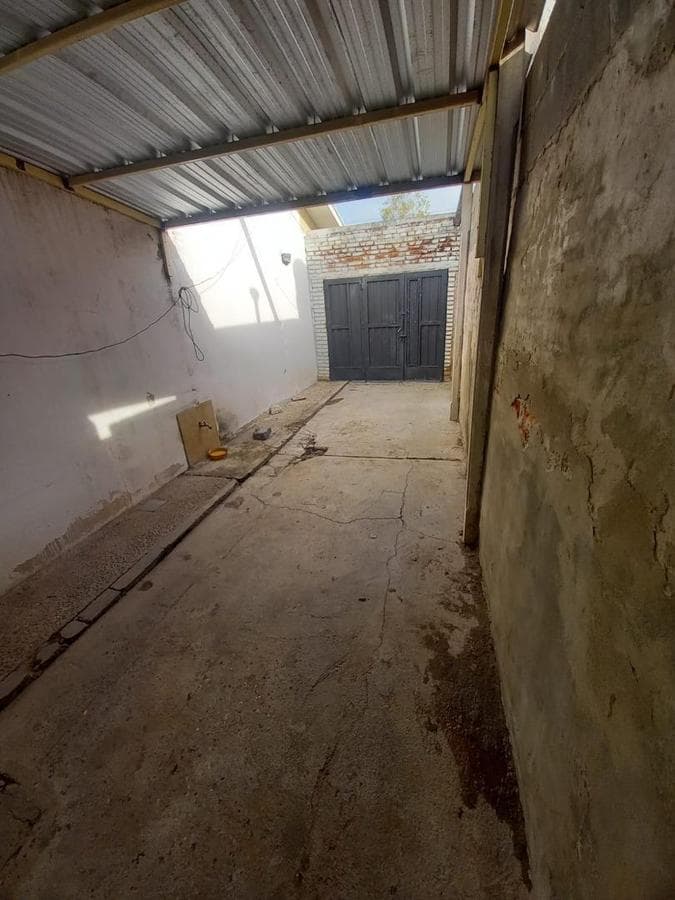 4-BEDROOM HOUSE FOR SALE IN THE PARQUE VELEZ SARSFIELD NEIGHBORHOOD