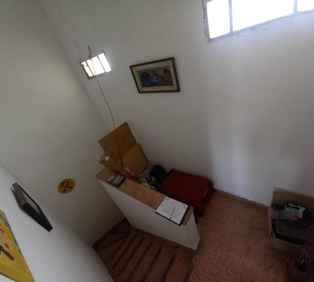 4-BEDROOM HOUSE FOR SALE IN THE PARQUE VELEZ SARSFIELD NEIGHBORHOOD