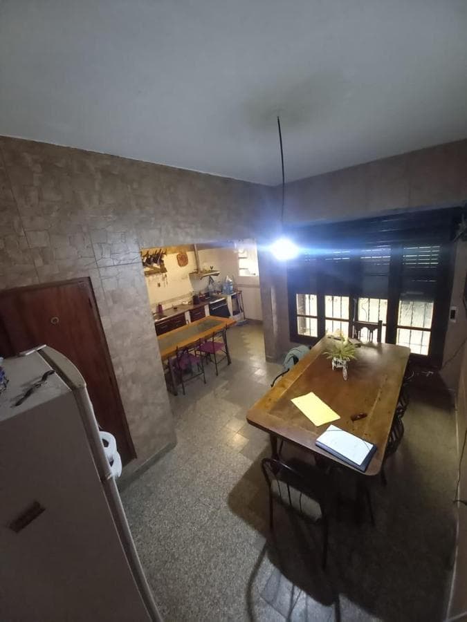 4-BEDROOM HOUSE FOR SALE IN THE PARQUE VELEZ SARSFIELD NEIGHBORHOOD