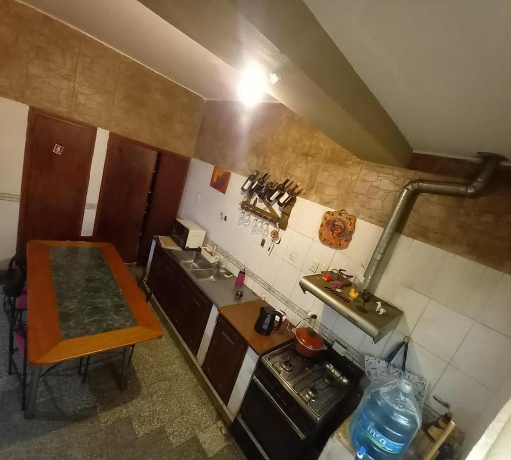4-BEDROOM HOUSE FOR SALE IN THE PARQUE VELEZ SARSFIELD NEIGHBORHOOD