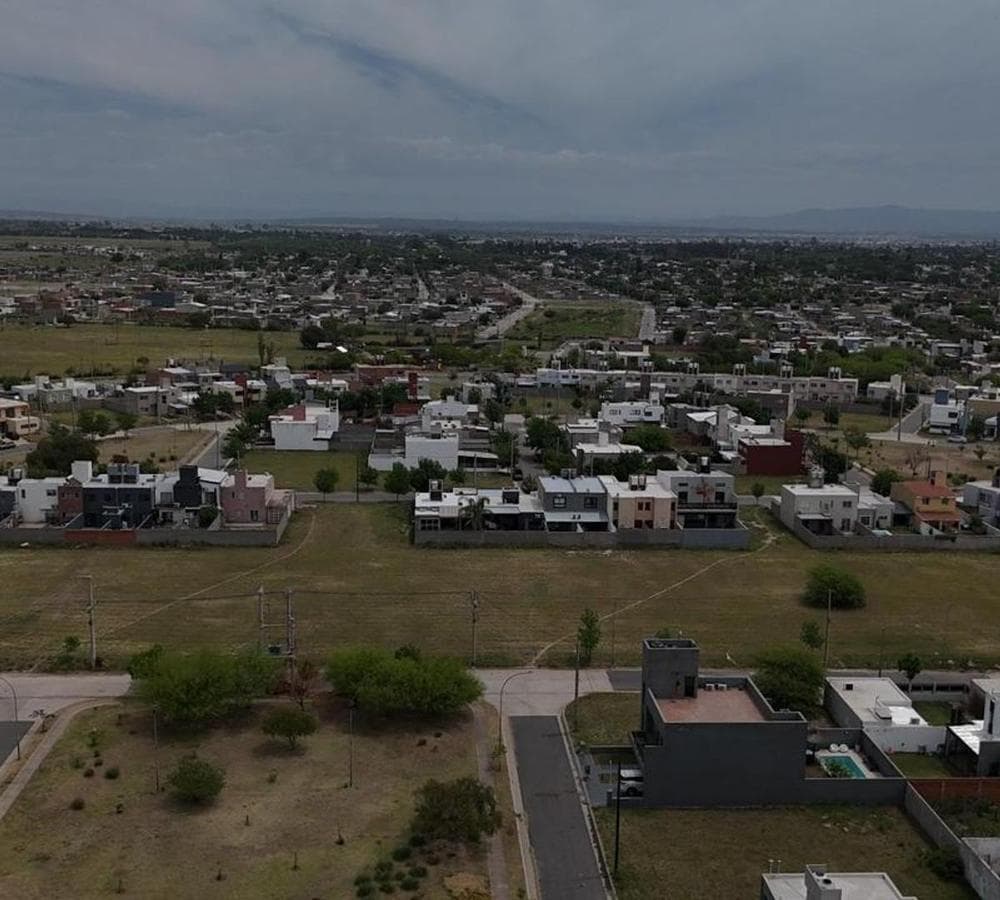 LOT FOR SALE IN VALLE CERCANO - EL RECREO. 12 DUPLEX UNITS