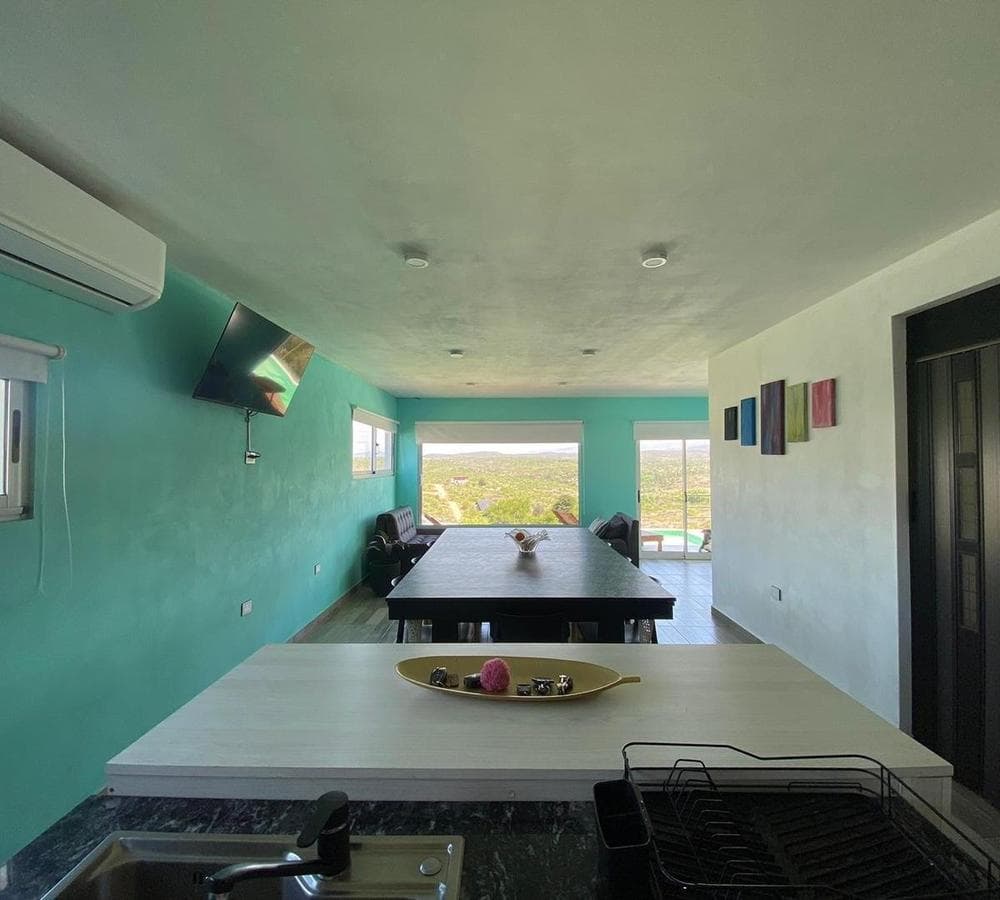 3-BEDROOM HOUSE FOR SALE WITH SWIMMING POOL AND JACUZZI IN ESTANCIA VIEJA