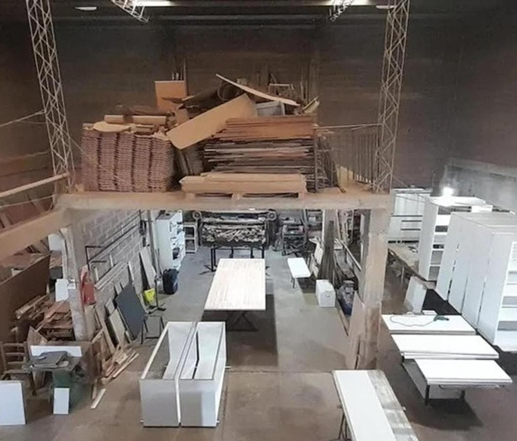 SANTA ISABEL WAREHOUSE FOR SALE