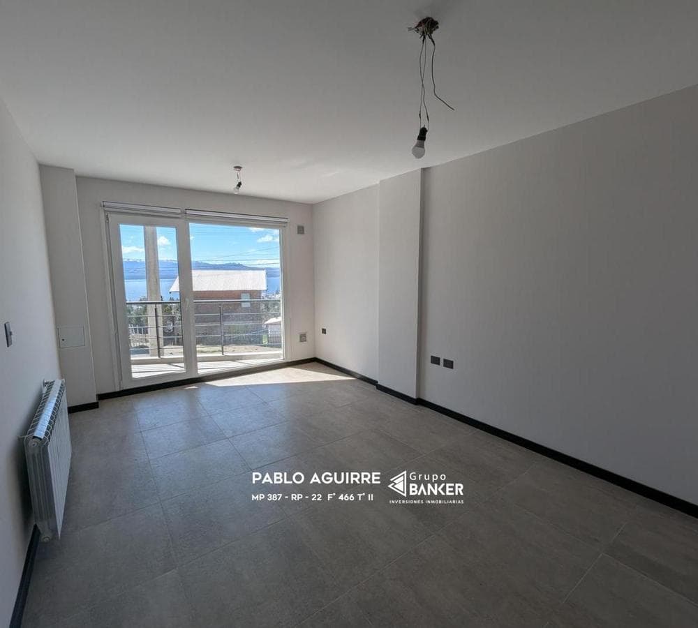 Brand-new 2-room apartment with a view