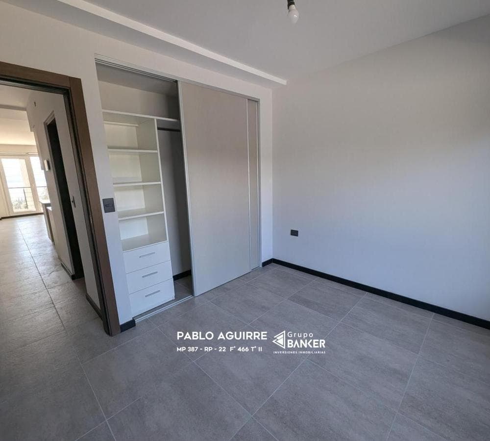 Brand-new 2-room apartment with a view