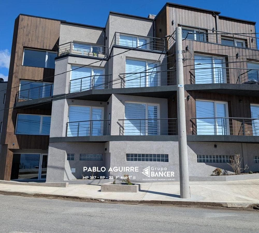 Brand-new 2-room apartment with a view