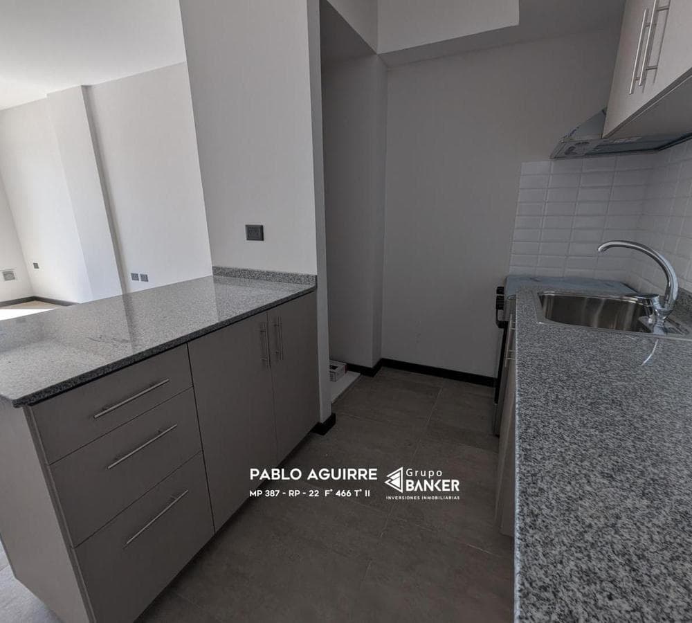 Brand-new 2-room apartment with a view
