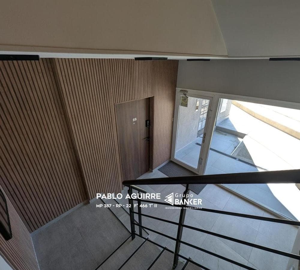 Brand-new 2-room apartment with a view