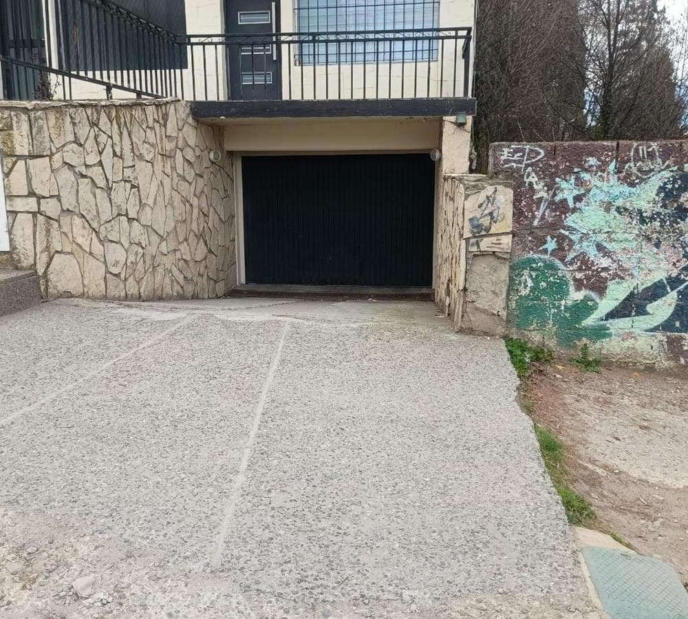Storage unit in an excellent location