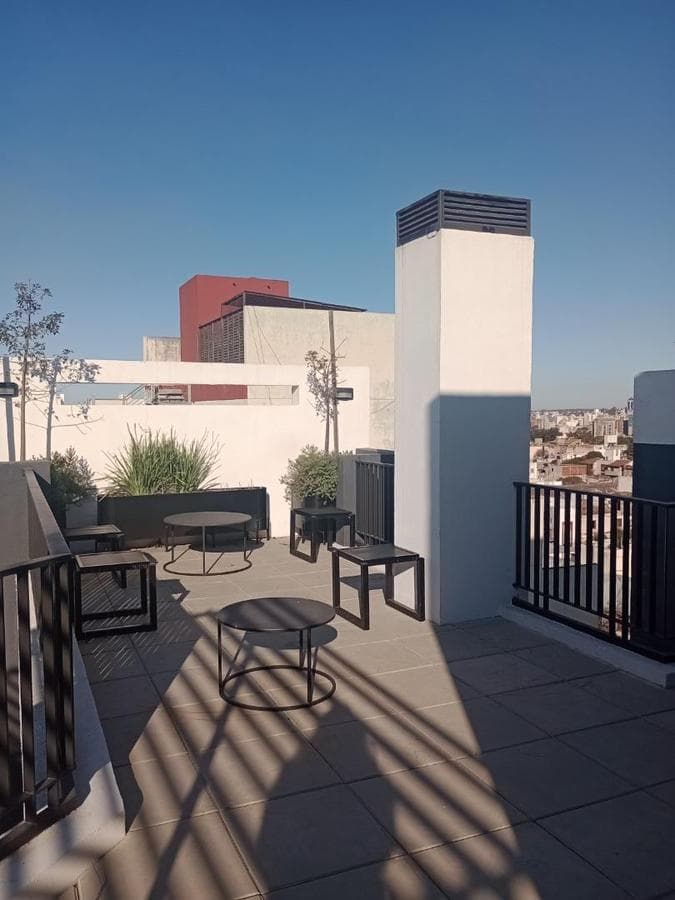 2-Bedroom, 2-Bathroom Apartment in Cofico with Amenities