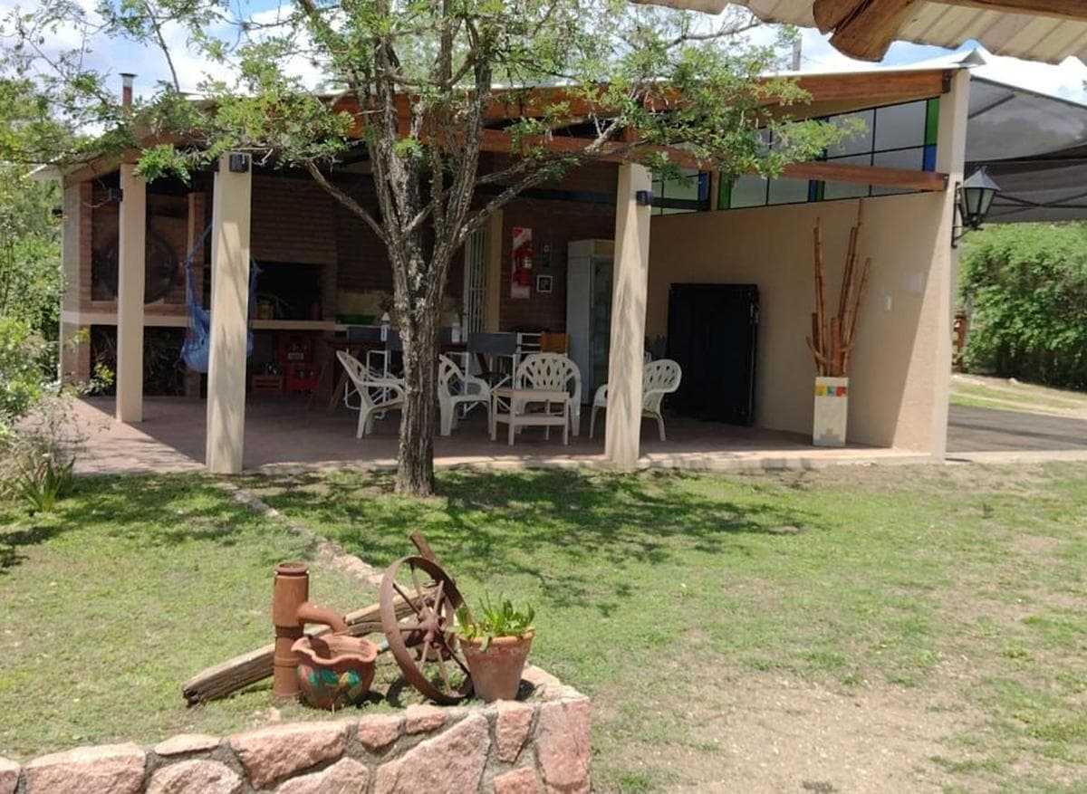 HOUSE AND CABINS FOR SALE IN ICHO CRUZ