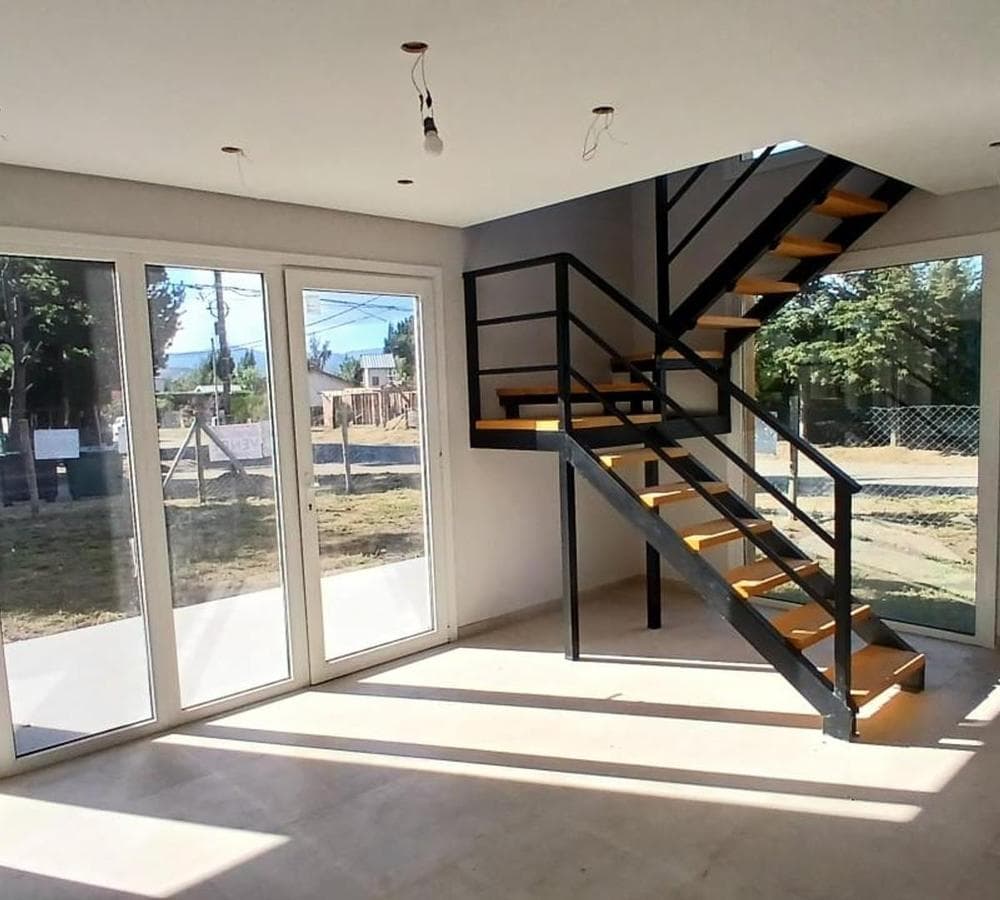 CASA DINA HUAPI