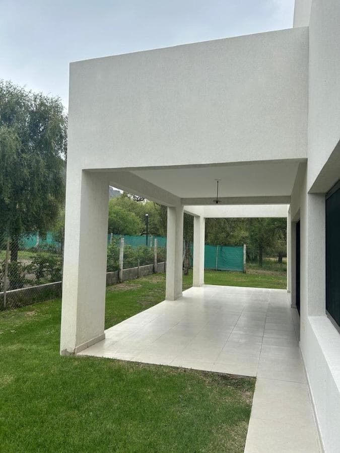 4-BEDROOM HOUSE IN LOS QUEBRACHOS COUNTRY GOLF, SAN LUIS