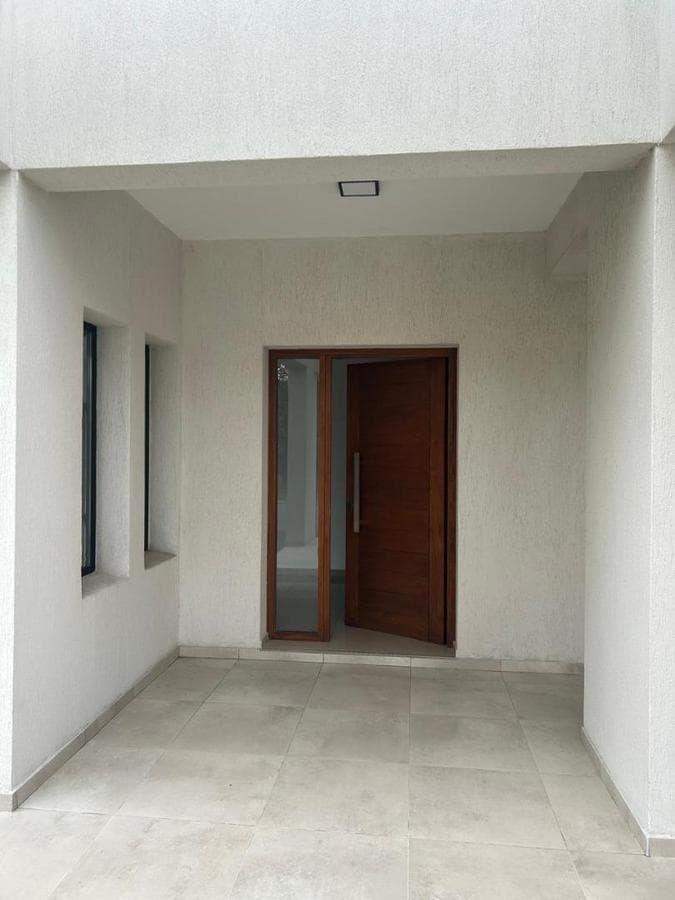 4-BEDROOM HOUSE IN LOS QUEBRACHOS COUNTRY GOLF, SAN LUIS