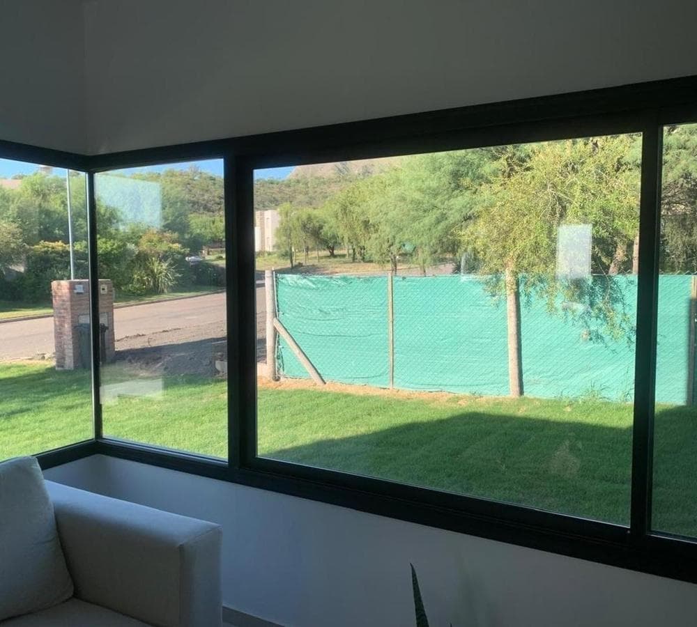 4-BEDROOM HOUSE IN LOS QUEBRACHOS COUNTRY GOLF, SAN LUIS