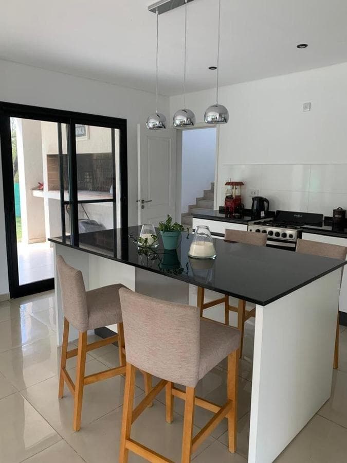 4-BEDROOM HOUSE IN LOS QUEBRACHOS COUNTRY GOLF, SAN LUIS