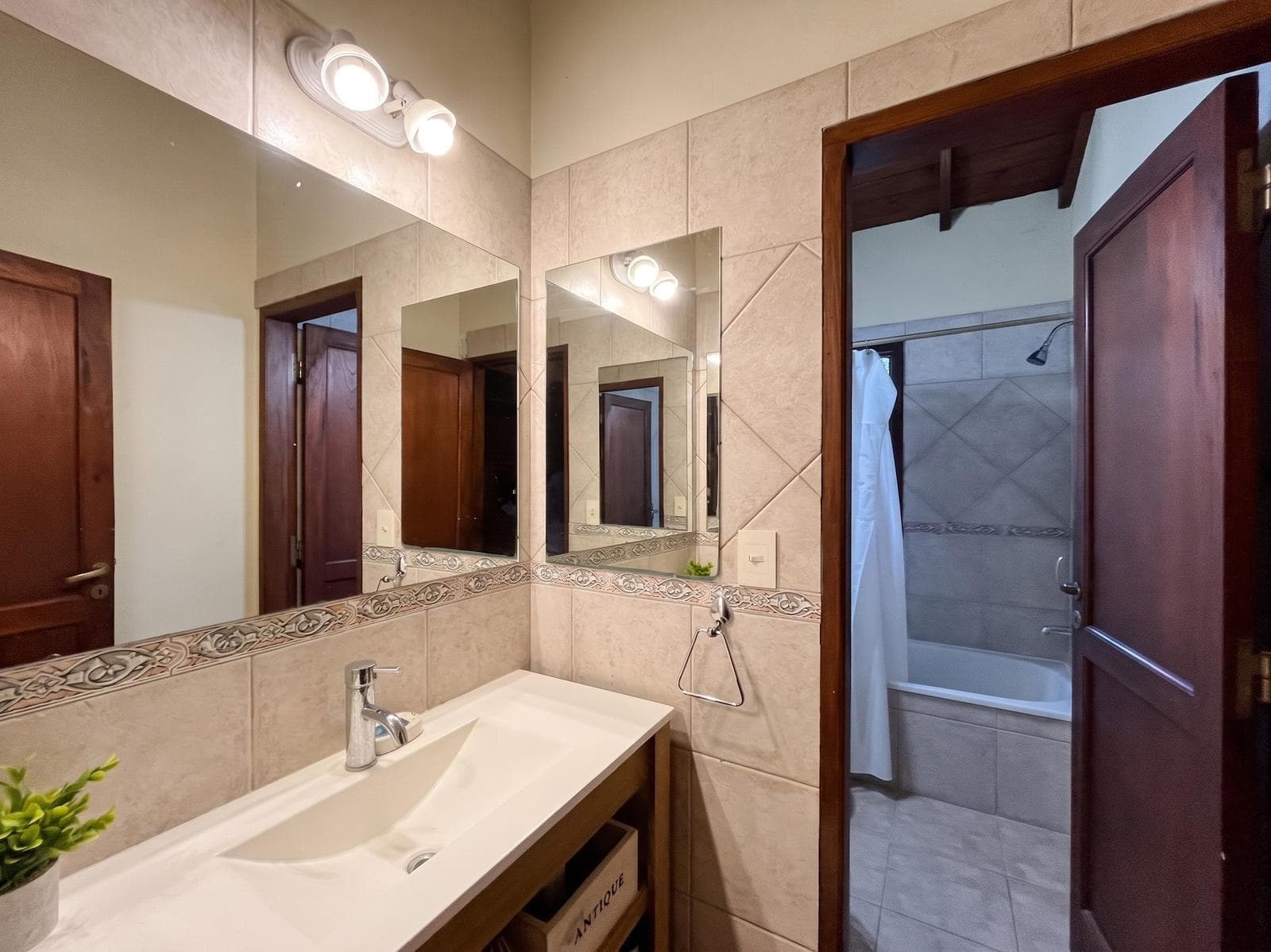 House in Carilo
