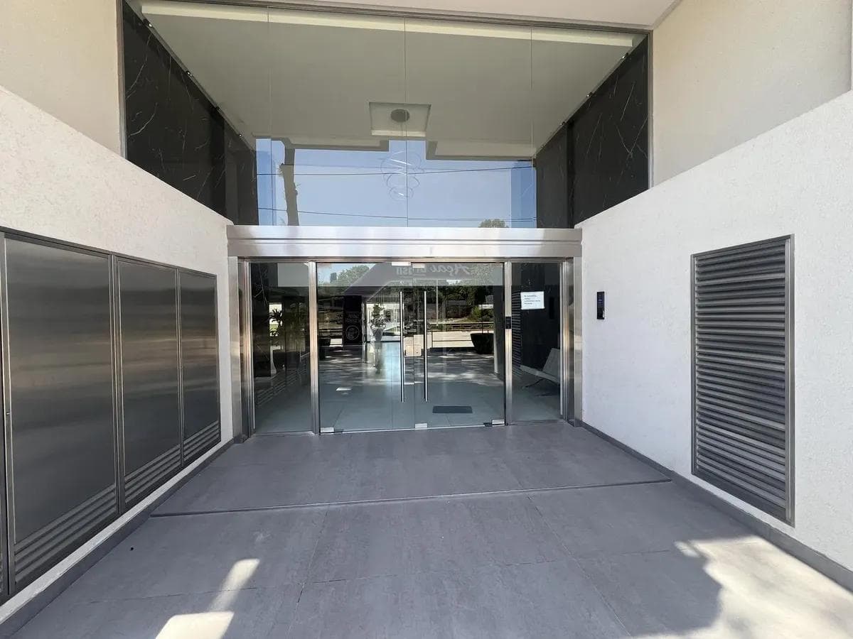 Apartment in Canning Center
