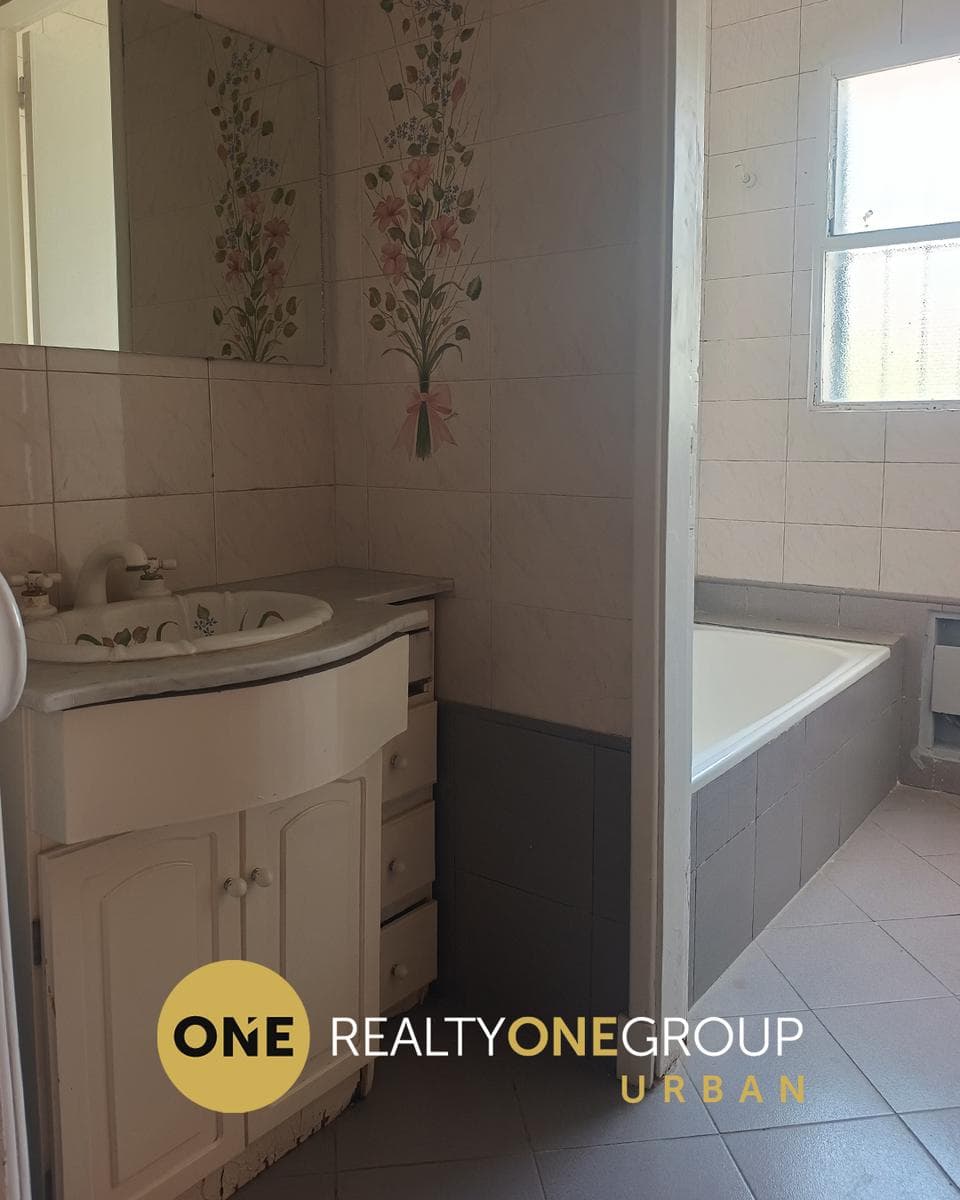 4-Bedroom House in Barrio Norte | Garage, Office, and Terrace | La Plata