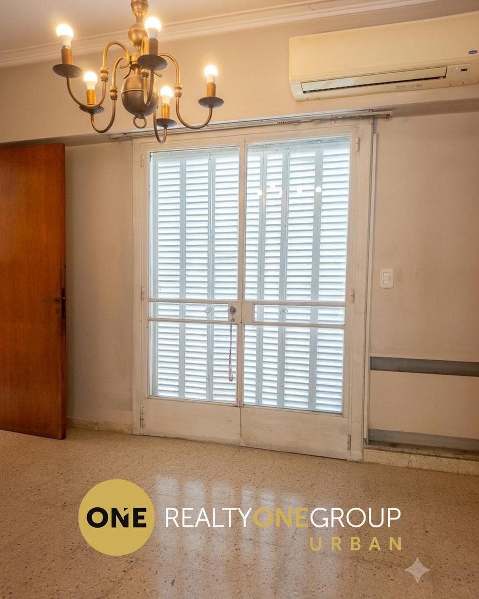4-Bedroom House in Barrio Norte | Garage, Office, and Terrace | La Plata