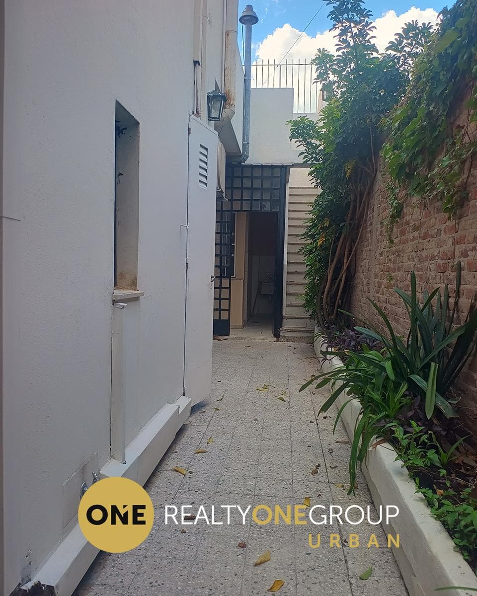 4-Bedroom House in Barrio Norte | Garage, Office, and Terrace | La Plata