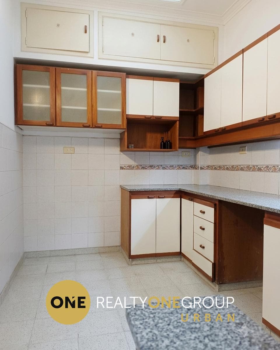 4-Bedroom House in Barrio Norte | Garage, Office, and Terrace | La Plata