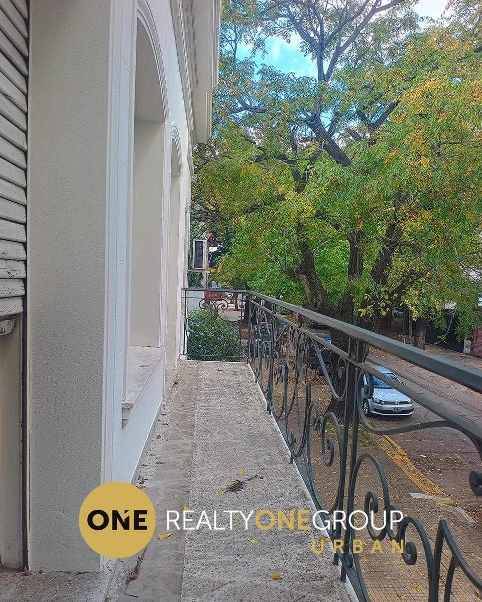 4-Bedroom House in Barrio Norte | Garage, Office, and Terrace | La Plata