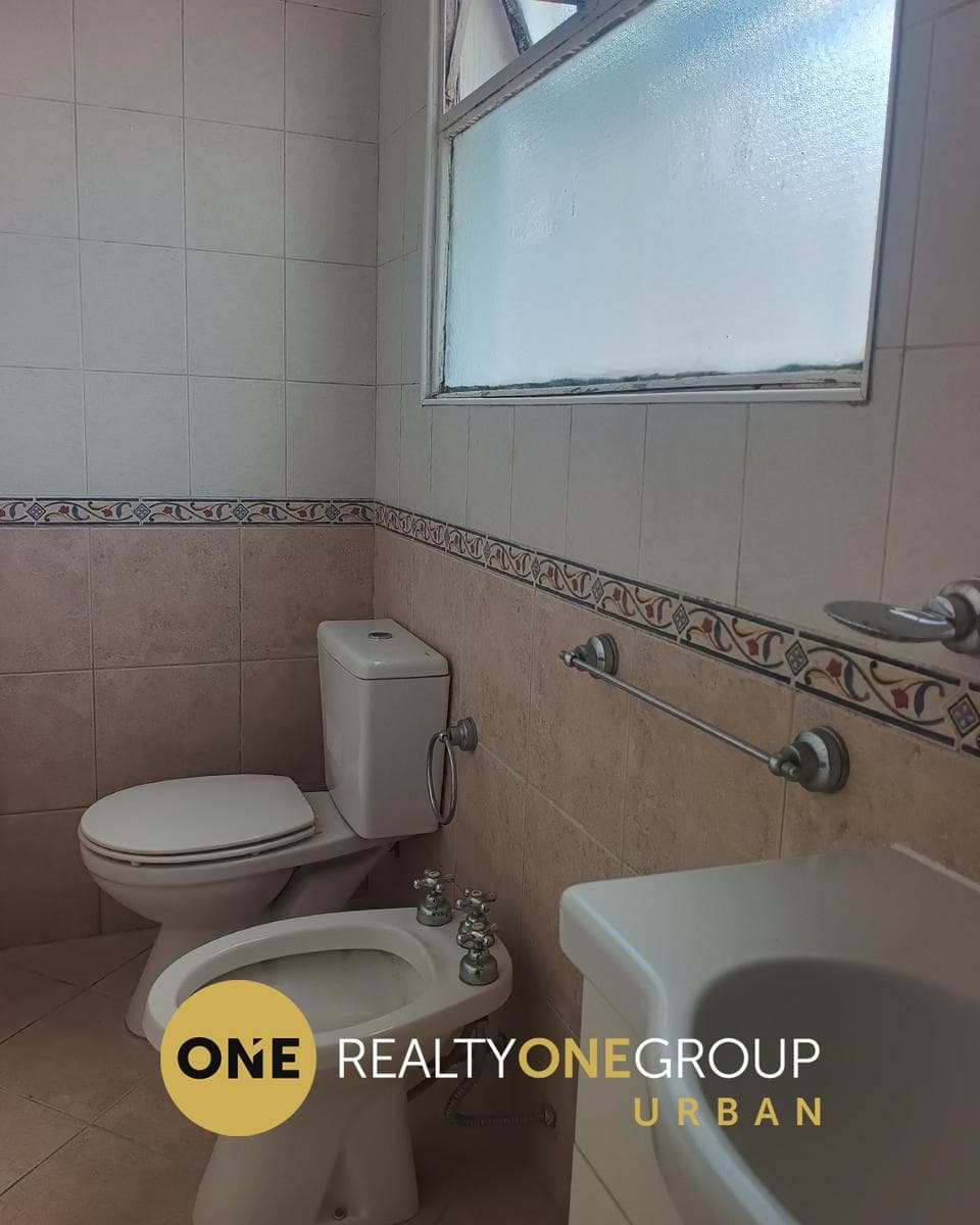 4-Bedroom House in Barrio Norte | Garage, Office, and Terrace | La Plata