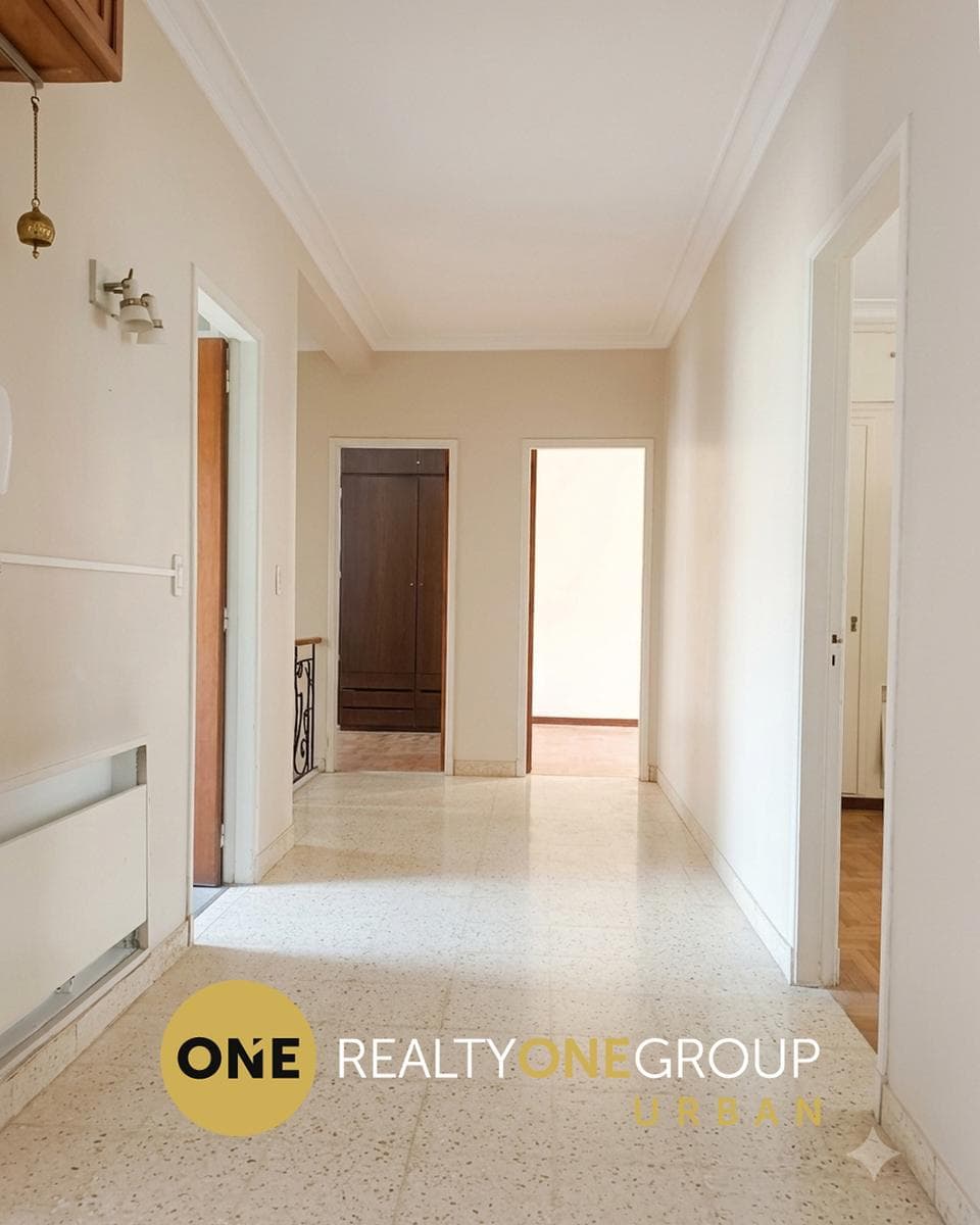 4-Bedroom House in Barrio Norte | Garage, Office, and Terrace | La Plata