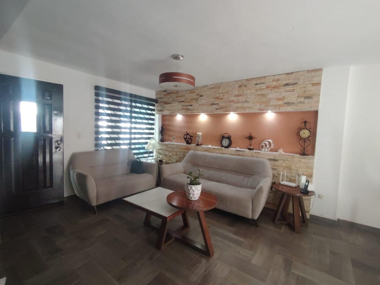 House with 3 bedrooms, a laundry area, and a 1-car garage