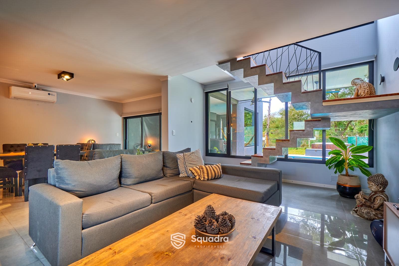 FOR SALE - 3-bedroom house with a porch, pool, and hot tub - Brisanova, Pueblo Esther.