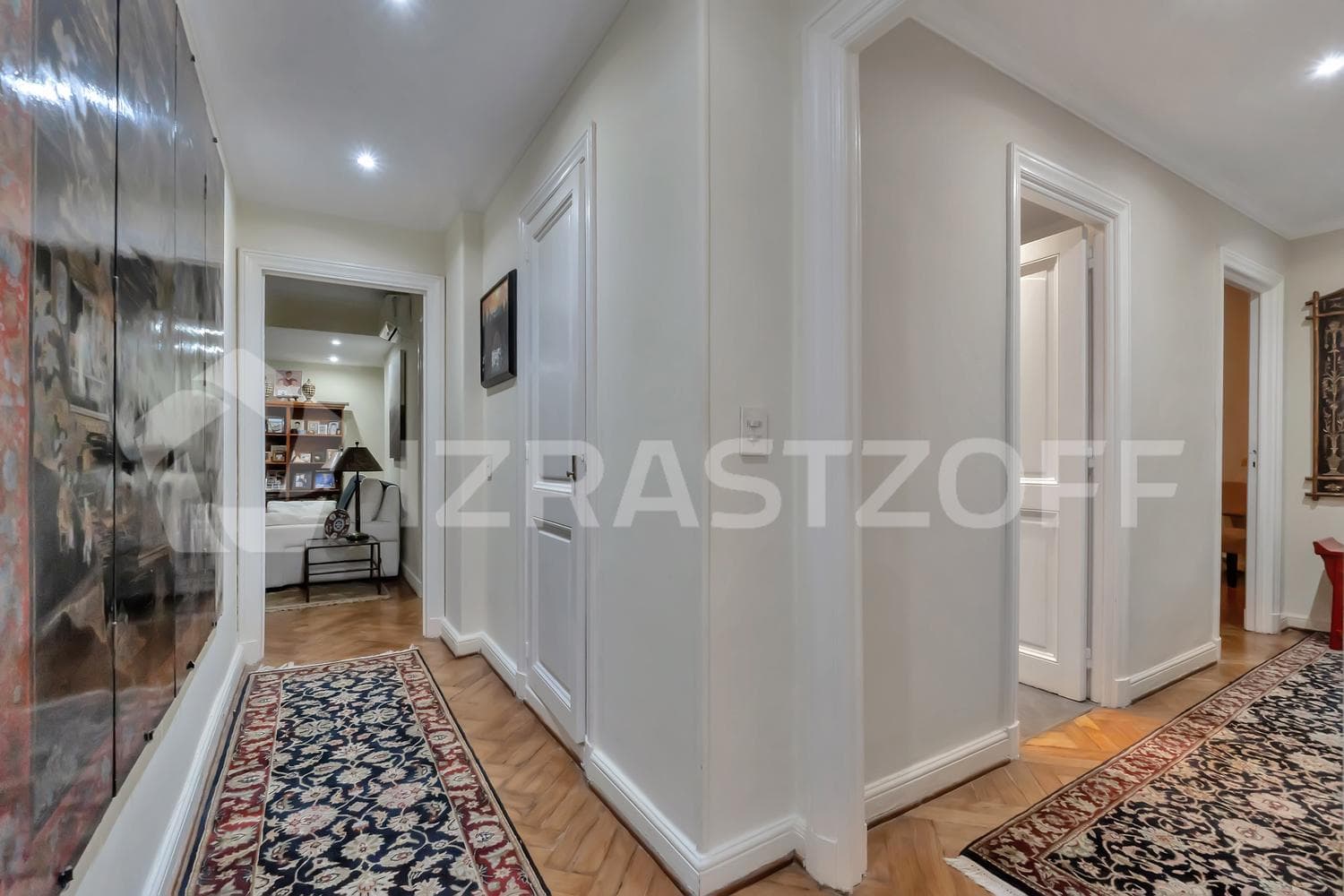 Apartment for sale in Recoleta. French-style, renovated, 3 bedrooms