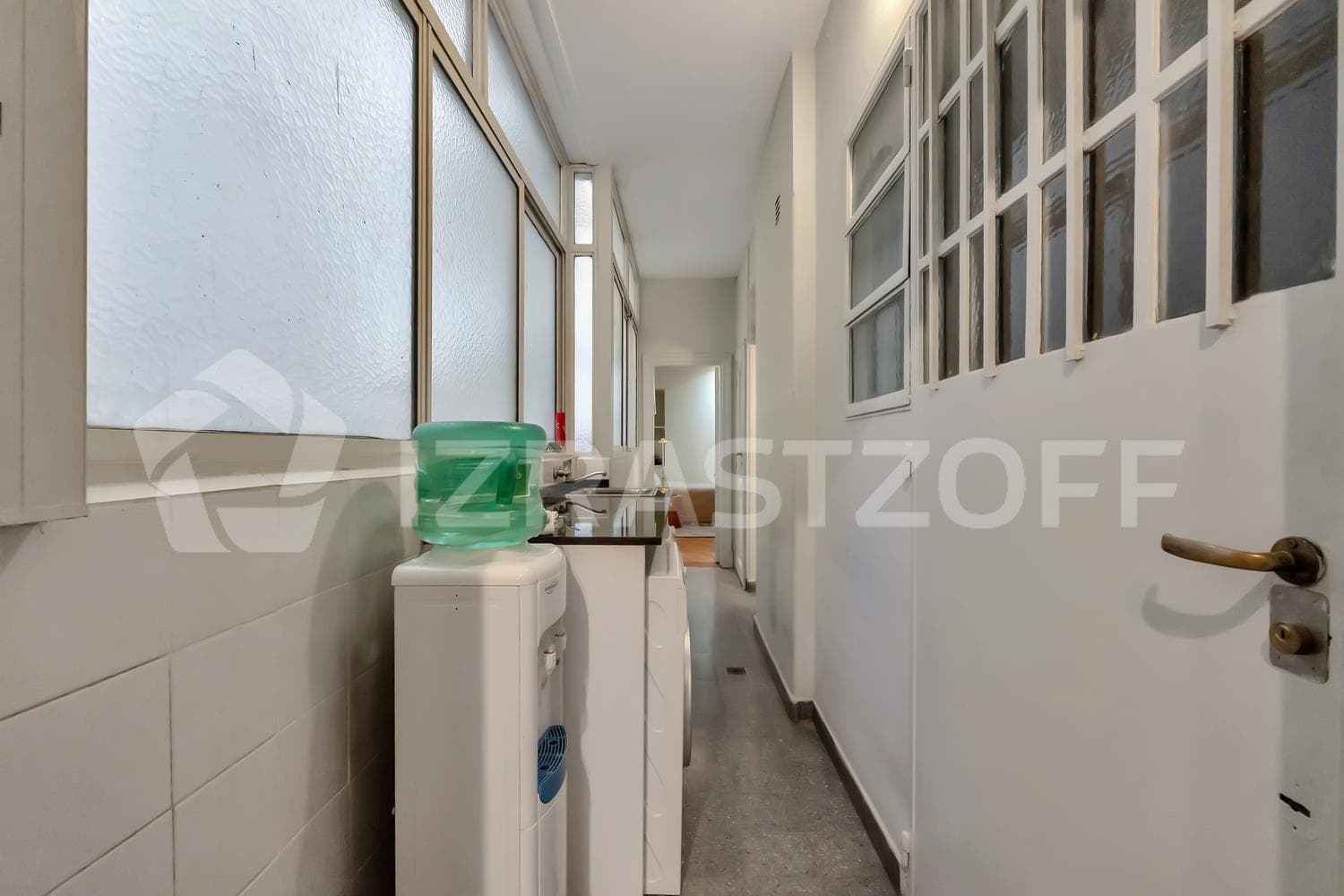 Apartment for sale in Recoleta. French-style, renovated, 3 bedrooms