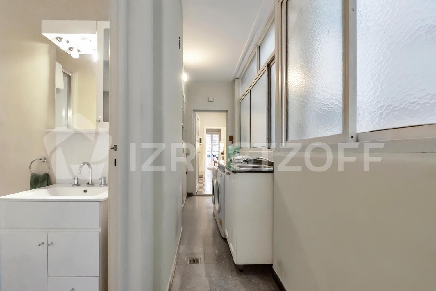 Apartment for sale in Recoleta. French-style, renovated, 3 bedrooms