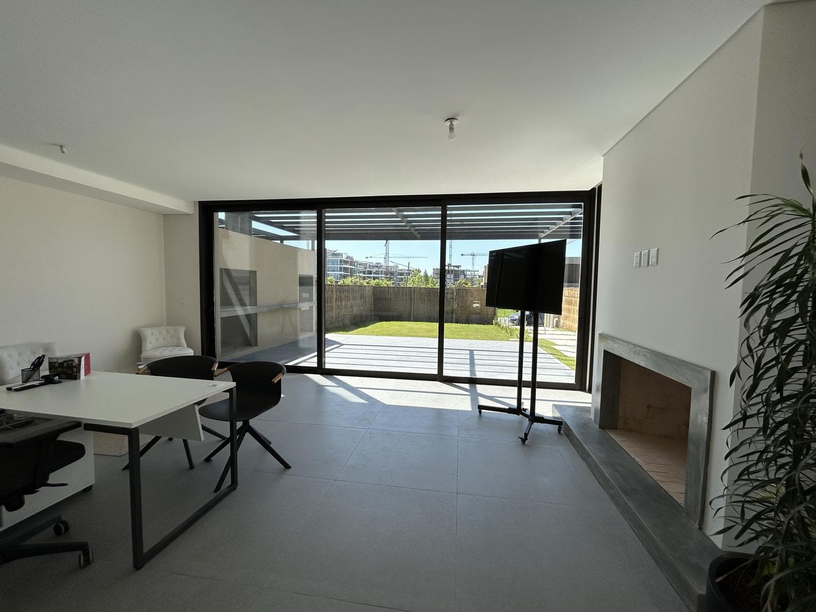 3-Bedroom House for Sale in a Gated Community - Cordón Norte, Montevideo