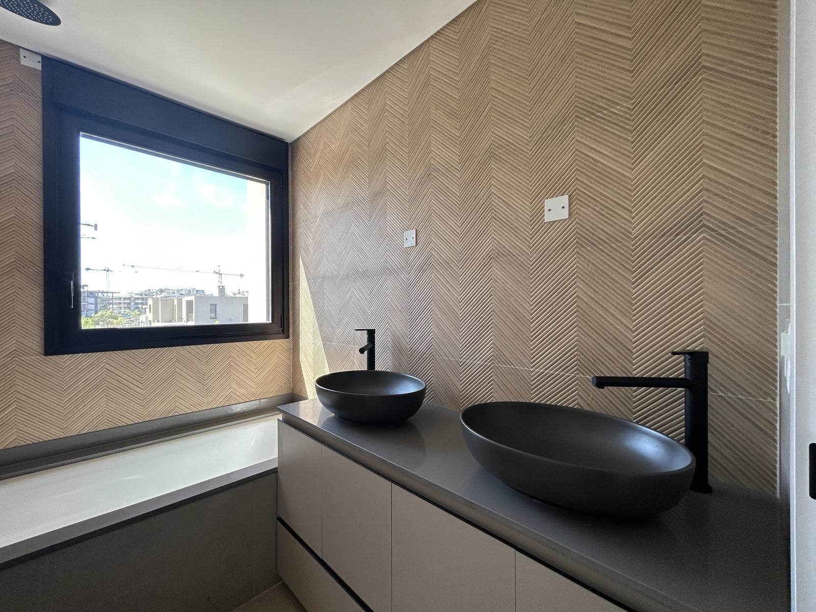 3-Bedroom House for Sale in a Gated Community - Cordón Norte, Montevideo