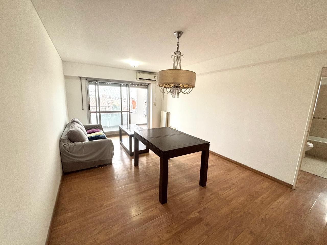 For Rent - 2-Bedroom Apartment in the Abasto Neighborhood, Rosario