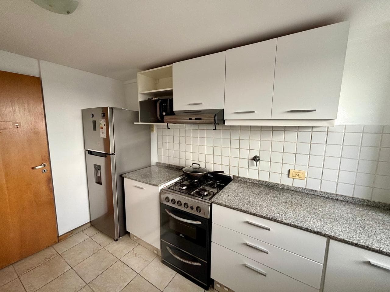 For Rent - 2-Bedroom Apartment in the Abasto Neighborhood, Rosario
