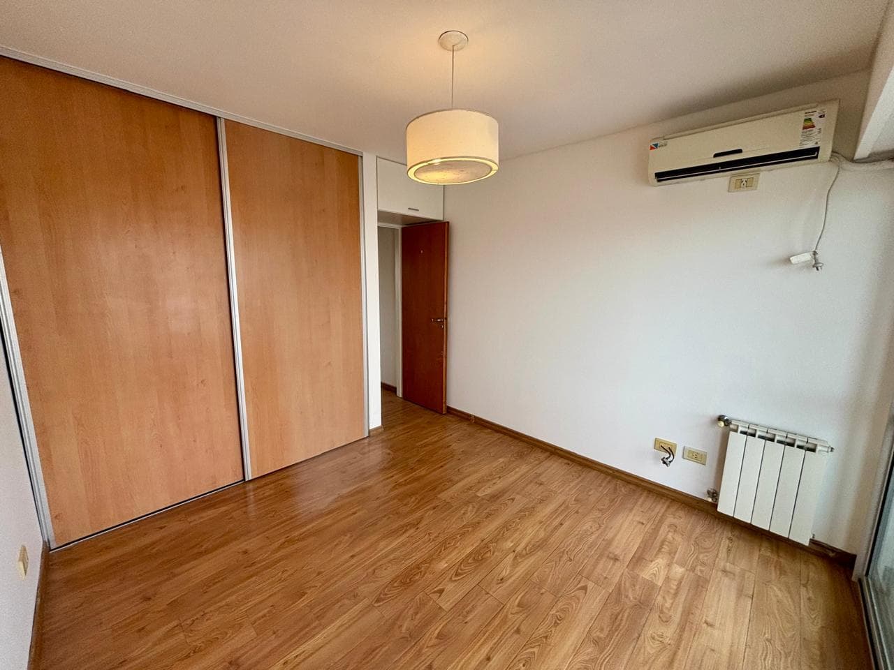 For Rent - 2-Bedroom Apartment in the Abasto Neighborhood, Rosario
