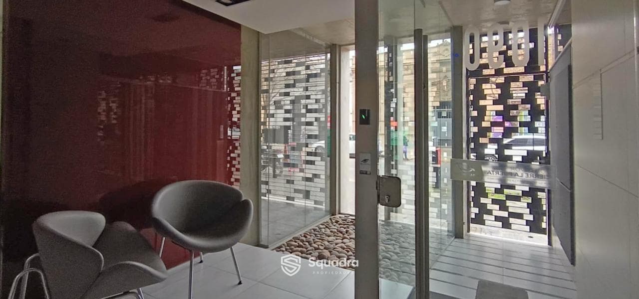 FOR SALE - Renovated 1-bedroom apartment - Abasto neighborhood, Rosario.