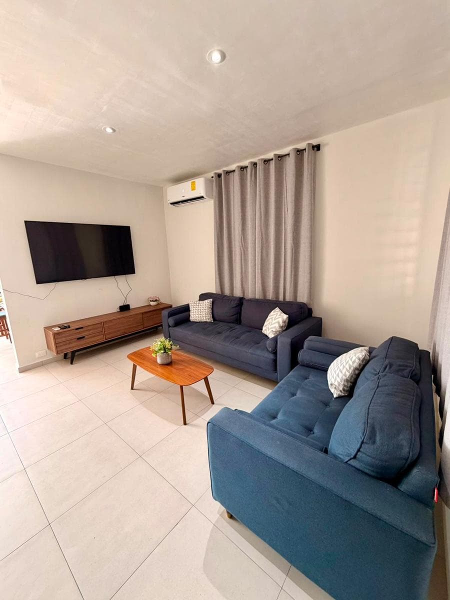 HOUSE FOR RENT IN PRIVADA CLUSTER MAGENTA, SAN NICOLAS DE LOS GARZA